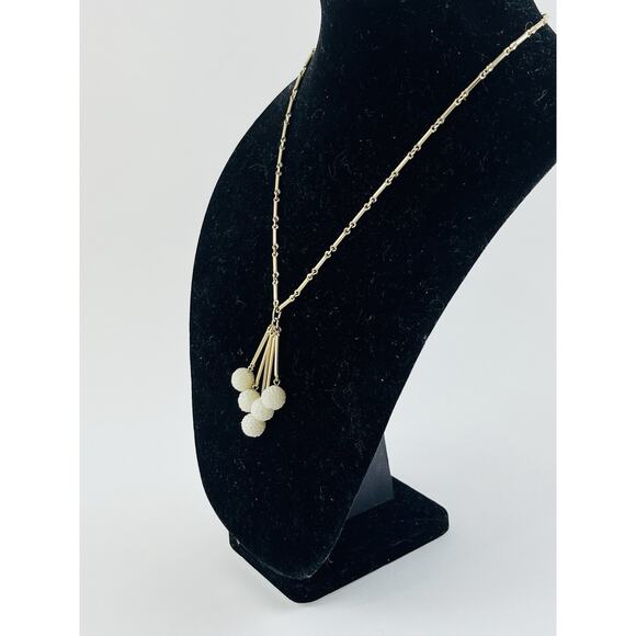 Vintage Snow Ball Textured Sarah Coventry Lariat Necklace White Bead Dangle Link - Picture 5 of 12